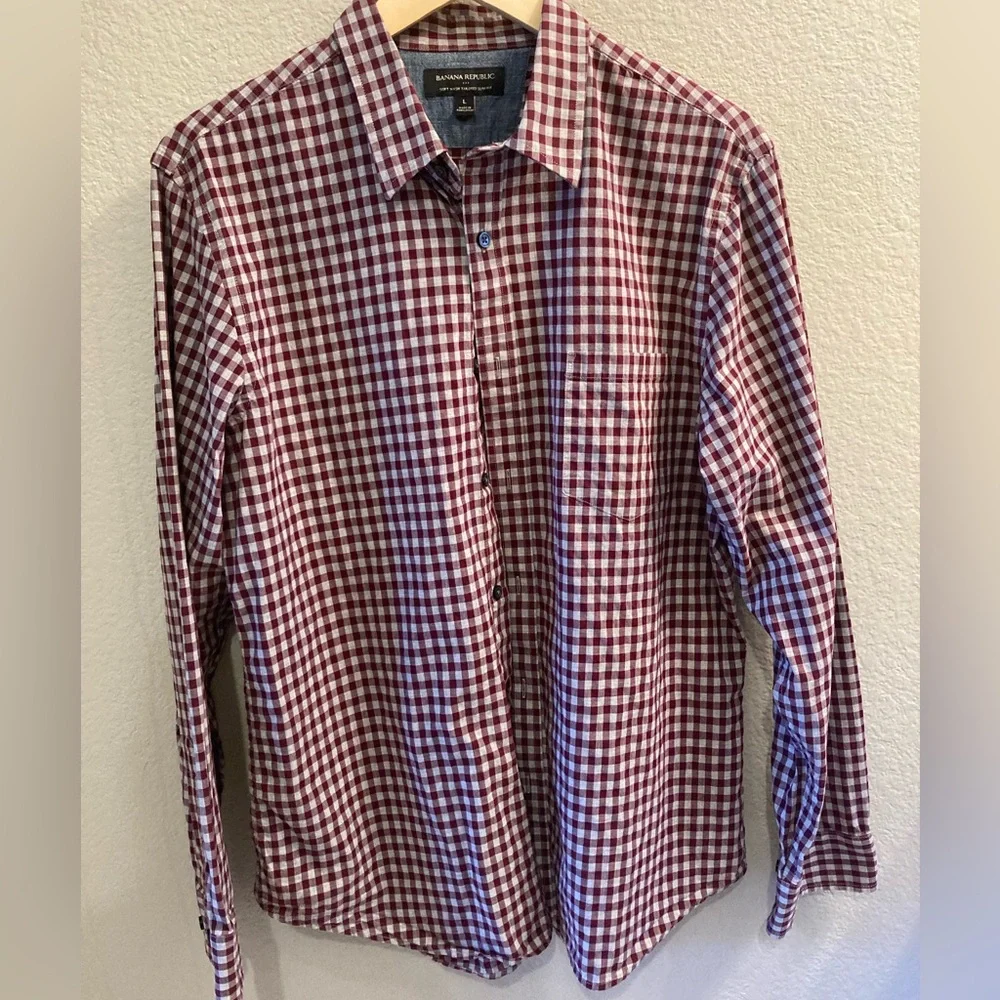 Banana Republic men’s long sleeve dress shirt, size large